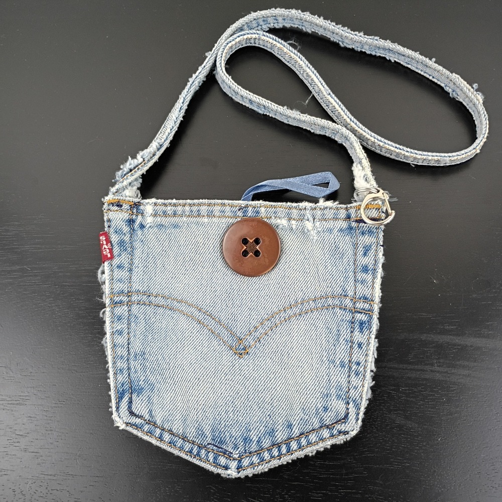 Levis Upcycled Denim Pocket Crossbody Bag Light Wash Distressed Small Pouch Pkt